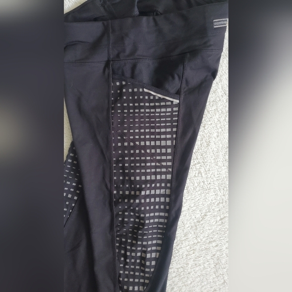 Athleta reflective be free  Women's Athletic leggings size Small - Picture 8 of 12